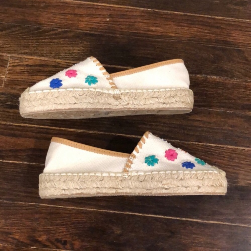 Jack Rogers Palmer Floral Espadrille shoes - Picture 4 of 7